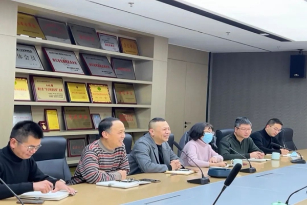 市建筑工程質(zhì)量管理站與中立建設(shè)開展工程質(zhì)量交流會(huì)